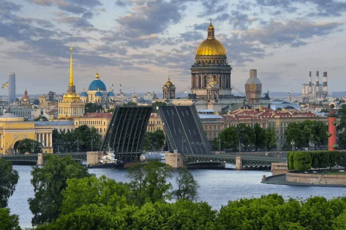 Банкротство физических лиц в Санкт-Петербурге — особенности и стоимость